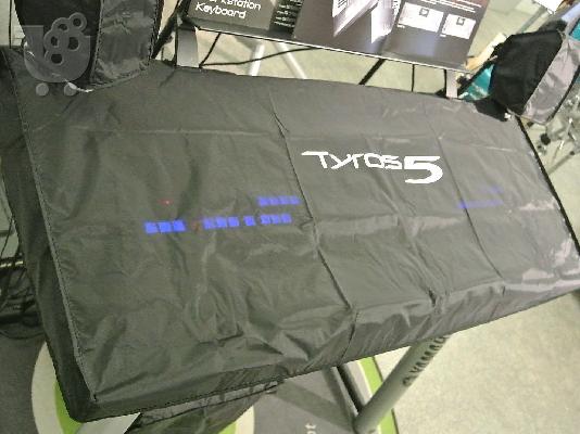 PoulaTo: Yamaha Tyros 5 / Tyros 4